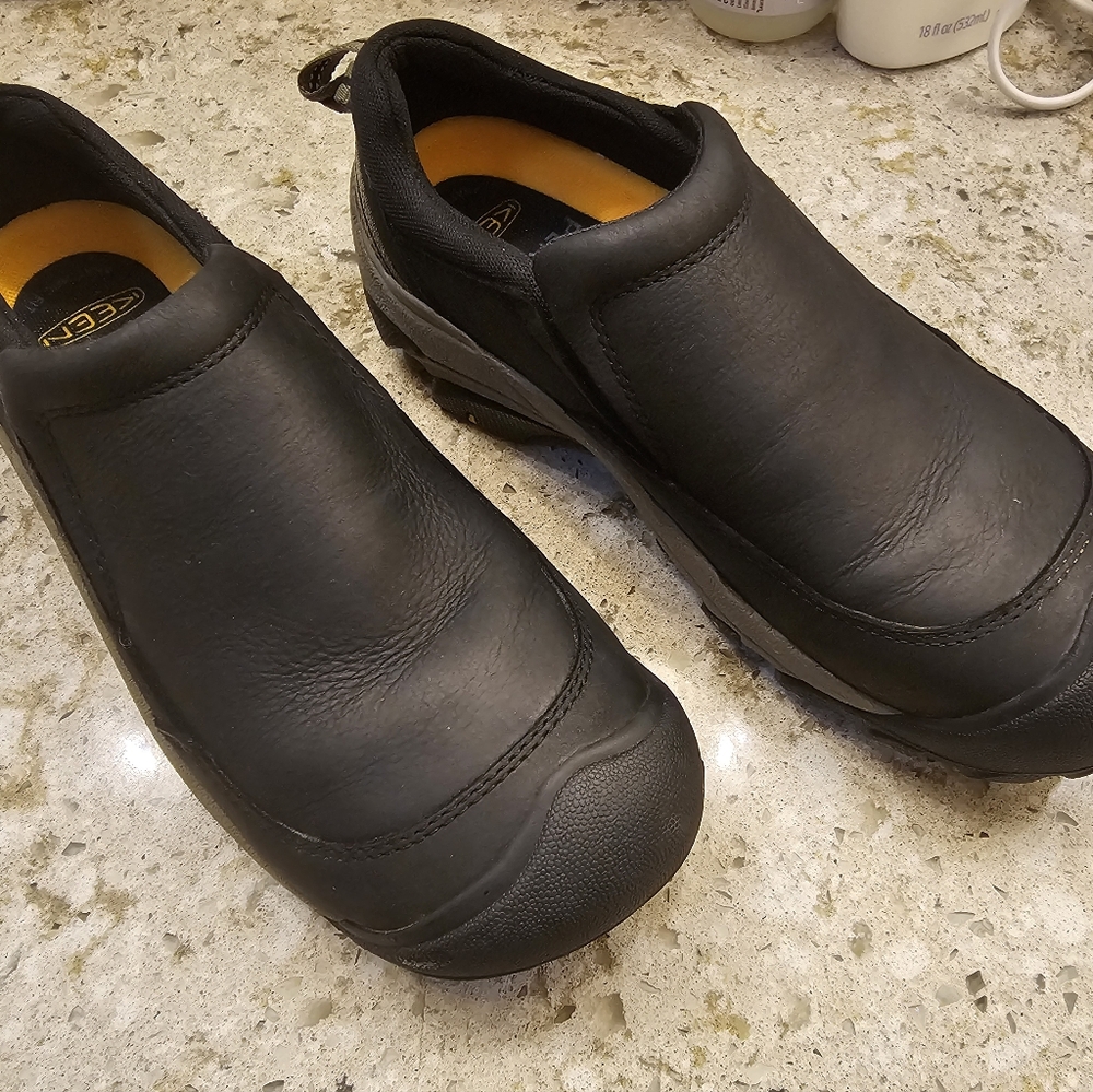 Women's keen shoes black